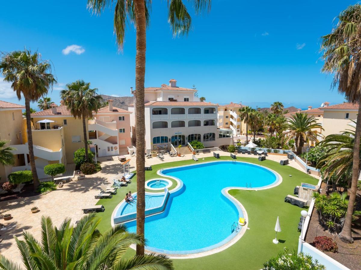 10E Country Club Accommodation Pool! Arona  Exterior photo